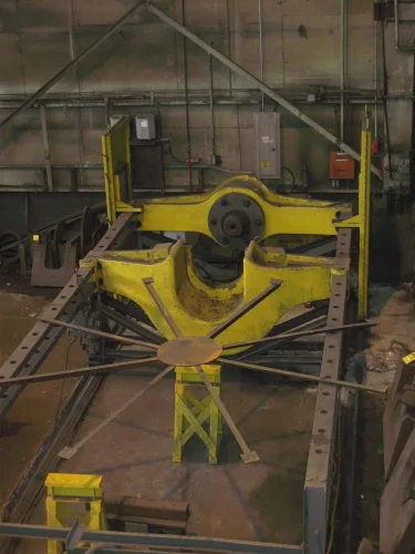 Photo #4 of 600 TON RODGERS HORIZONTAL HYDRAULIC WHEEL PRESS