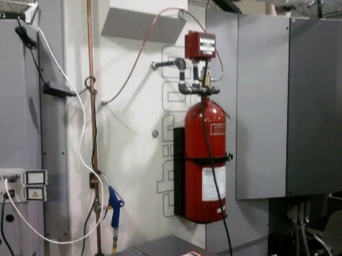 Photo #9 of 2007 CHIRON FZ08K S MAGNUM 5-AXIS VERTICAL MACHINING CENTER