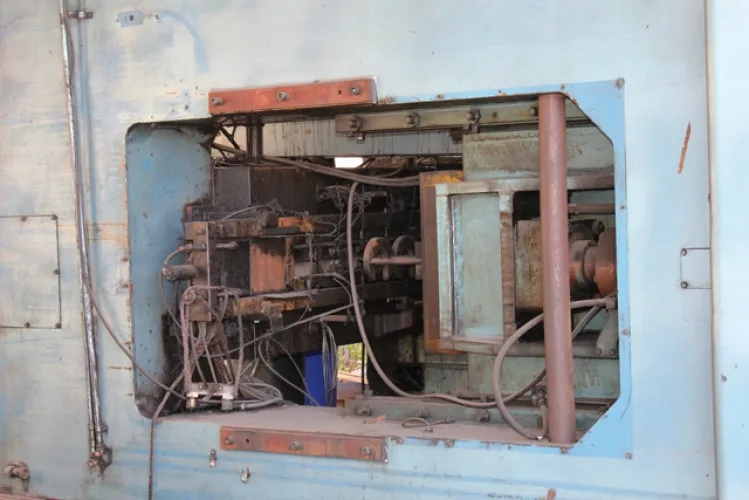 Photo #18 of BOLT MAKING, FASTENER, TRANSFER & HYDRAULIC PRESSES, WIRE MACHINERY, FOUR SLIDES, PUSHPOINTER AND MORE