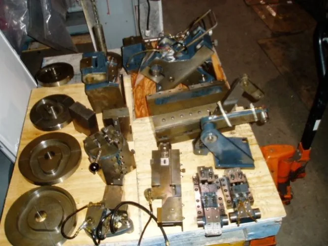 Photo #33 of BOLT MAKING, FASTENER, TRANSFER & HYDRAULIC PRESSES, WIRE MACHINERY, FOUR SLIDES, PUSHPOINTER AND MORE