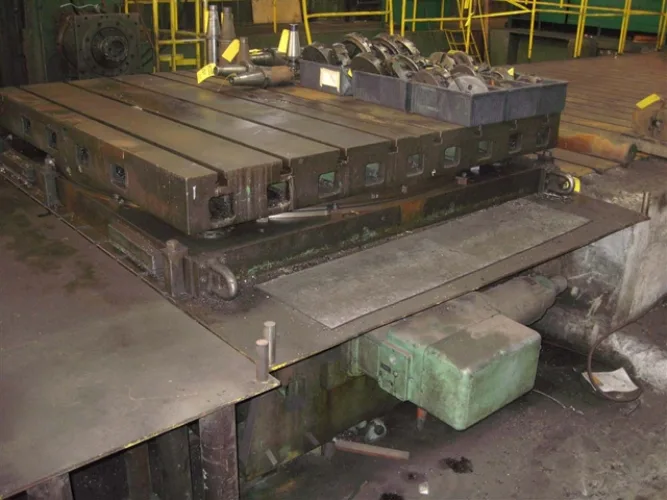 Photo #9 of 8" GIDDINGS & LEWIS Model 70-N8-UF FLOOR TYPE HORIZONTAL CNC BORING MILL AND ACCESSORIES
