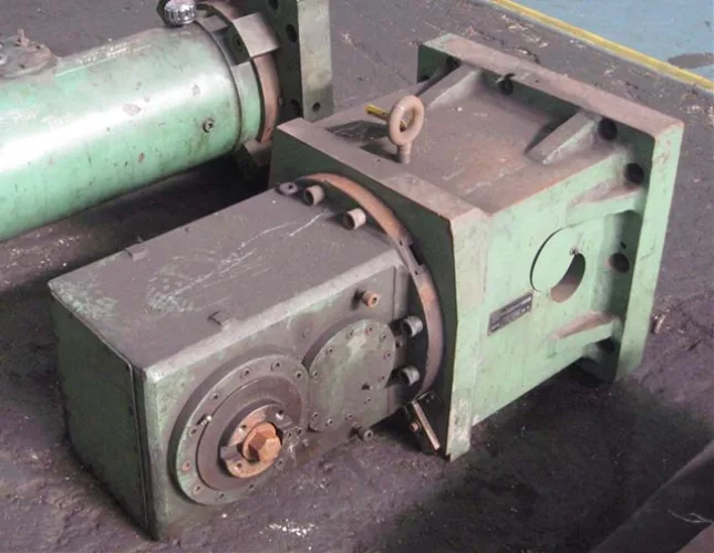 Photo #13 of 8" GIDDINGS & LEWIS Model 70-N8-UF FLOOR TYPE HORIZONTAL CNC BORING MILL AND ACCESSORIES