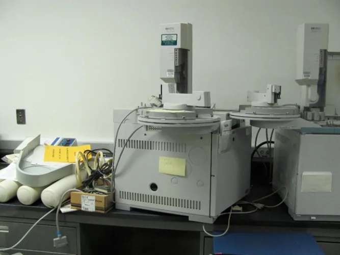 Photo #4 of LATE MODEL ANALYTICAL CHEMISTRY EQUIPMENT SURPLUS TO THE OPERATION OF RJ REYNOLDS TOBACCO COMPANY