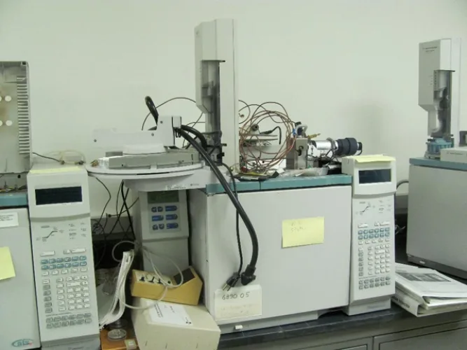 Photo #6 of LATE MODEL ANALYTICAL CHEMISTRY EQUIPMENT SURPLUS TO THE OPERATION OF RJ REYNOLDS TOBACCO COMPANY