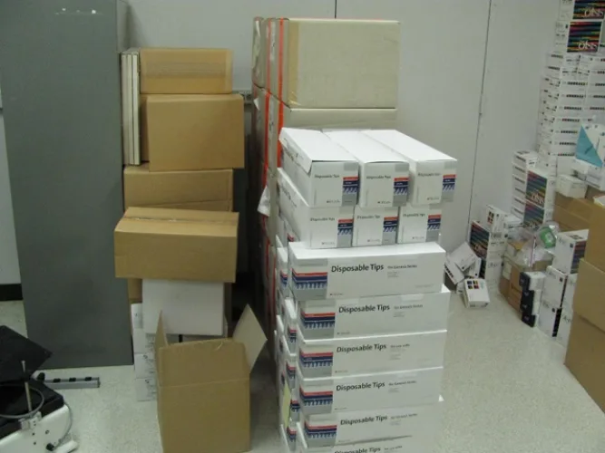 Photo #40 of LATE MODEL ANALYTICAL CHEMISTRY EQUIPMENT SURPLUS TO THE OPERATION OF RJ REYNOLDS TOBACCO COMPANY
