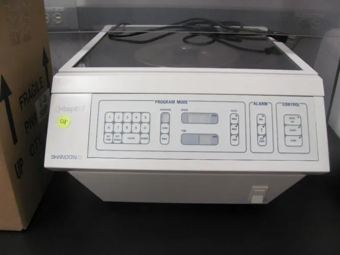 Photo #76 of LATE MODEL ANALYTICAL CHEMISTRY EQUIPMENT SURPLUS TO THE OPERATION OF RJ REYNOLDS TOBACCO COMPANY