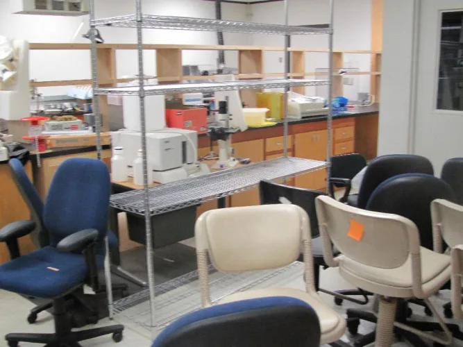 Photo #93 of LATE MODEL ANALYTICAL CHEMISTRY EQUIPMENT SURPLUS TO THE OPERATION OF RJ REYNOLDS TOBACCO COMPANY