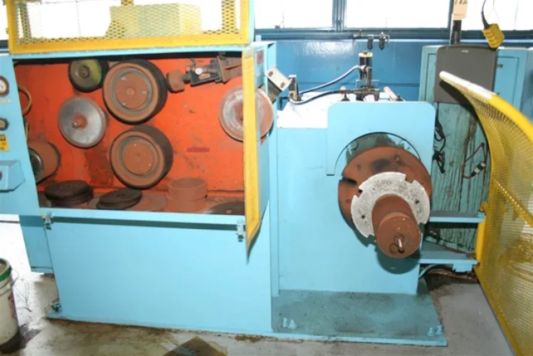 Photo #4 of 16" MODEL 3159 RUESCH TRAVERSE WINDING LINE