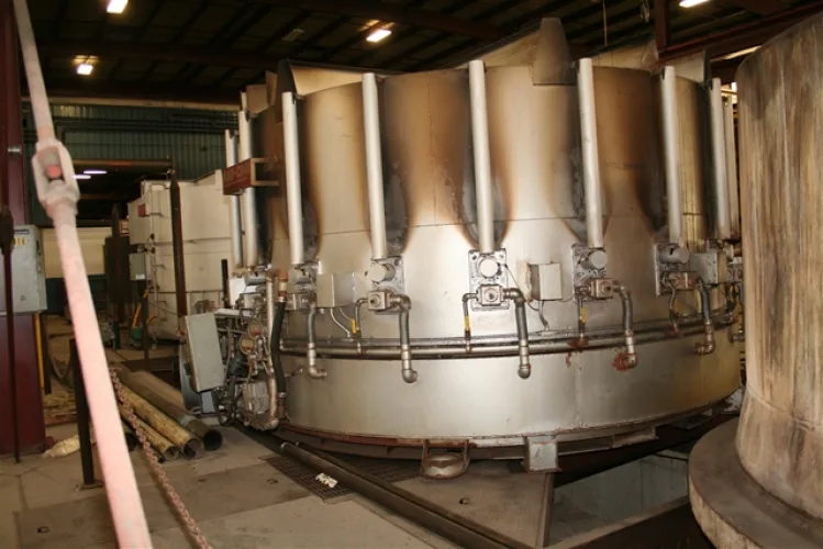 Photo #5 of 2000 54" DIAM. X 80" HIGH RADCON BELL TYPE ANNEALING FURNACE