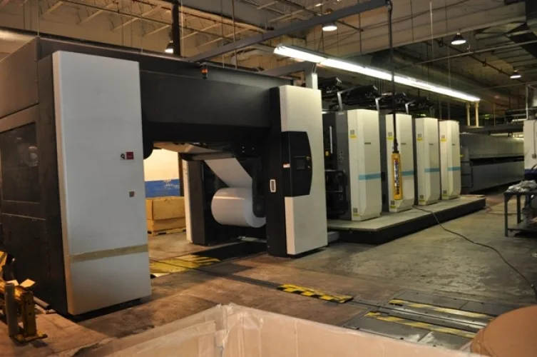 Photo #3 of MACHINERY & EQUIPMENT OF A MAJOR COMMERCIAL PRINTER - SURPLUS TO THE NEEDS OF ANGSTROM GRAPHICS INC.