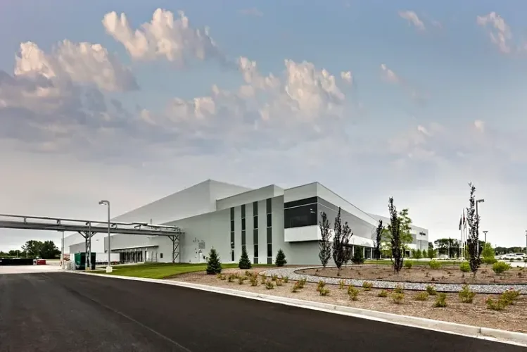 Photo #5 of For Sale: Turnkey Opportunity and Real Estate - 452,084 SF 4-Star Industrial Building - 2700 South Saginaw Road Midland, MI 48640