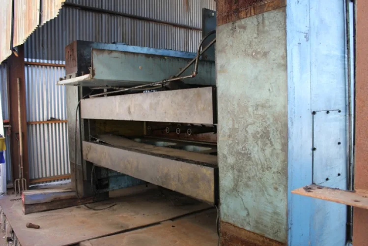 Photo #16 of ONLINE AUCTION: PRESS SALE & FEED EQUIPMENT