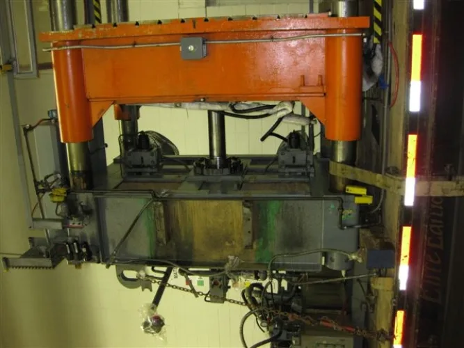 Photo #201 of ONLINE AUCTION: PRESS SALE & FEED EQUIPMENT