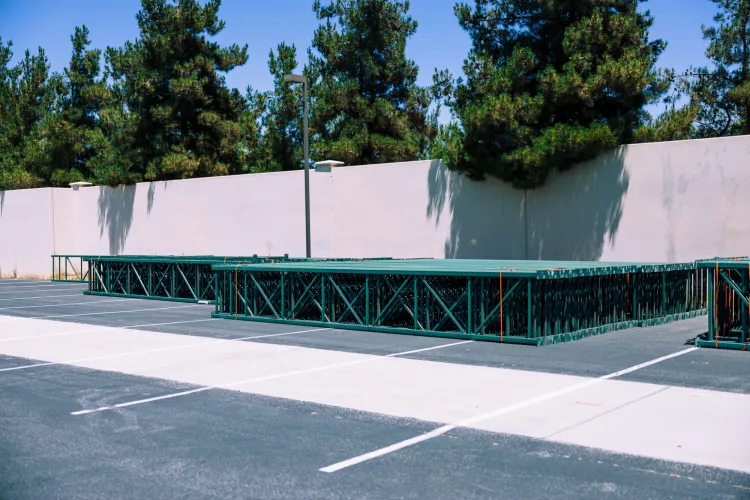Photo #36 of SAFCO - U.S.-based manufacturer and supplier of workspace and office furnishings - Distribution Center Machinery, Equipment & BNIB Furnishings