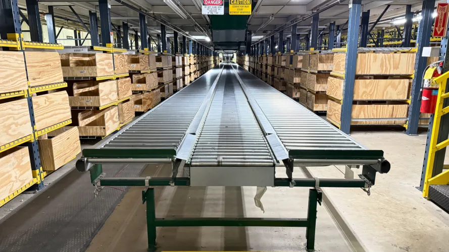 Photo #24 of 800,000 sq ft. Distribution Center - Pallet Racking, Lifts, Conveyor, Sorting Systems & General Machinery & Equipment