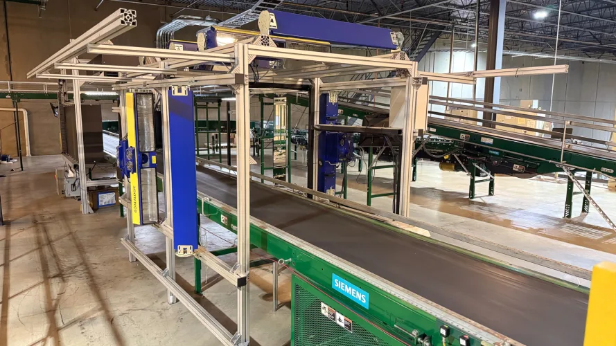 Photo #11 of 800,000 sq ft. Distribution Center - Pallet Racking, Lifts, Conveyor, Sorting Systems & General Machinery & Equipment