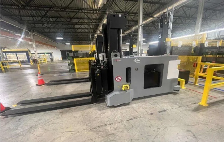 Photo #1 of 6 JBT SGV4000 Automated Guided Vehicles - PRIVATE TREATY