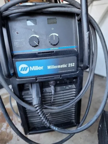 Photo #18 of High Quality Battery Testing and Support Equipment - PRIVATE TREATY