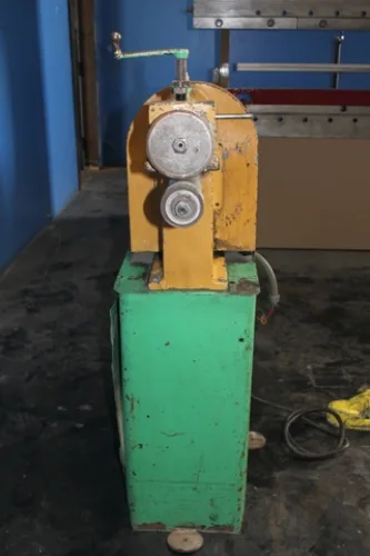 Photo #8 of NO RESERVE EBAY AUCTIONS! 
BOSCHERT HYDRAULIC POWER NOTCHER, PEXTO POWERED BEADER CRIMPER, METAL MUNCHER PUNCH, HUCK PORTABLE HYDRAULIC UNIT, AND MORE!