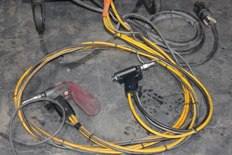 Photo #41 of NO RESERVE EBAY AUCTIONS! 
BOSCHERT HYDRAULIC POWER NOTCHER, PEXTO POWERED BEADER CRIMPER, METAL MUNCHER PUNCH, HUCK PORTABLE HYDRAULIC UNIT, AND MORE!