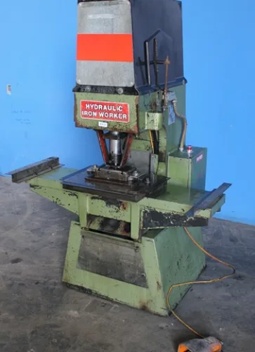 Photo #45 of NO RESERVE EBAY AUCTIONS! 
BOSCHERT HYDRAULIC POWER NOTCHER, PEXTO POWERED BEADER CRIMPER, METAL MUNCHER PUNCH, HUCK PORTABLE HYDRAULIC UNIT, AND MORE!