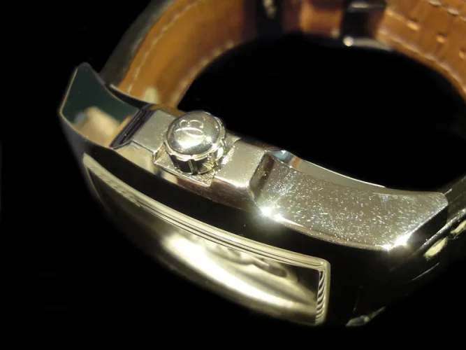 Photo #18 of FORMER ASSETS OF THE US TREASURY IN THE MATTER OF "SCOTT W. ROTHSTEIN"