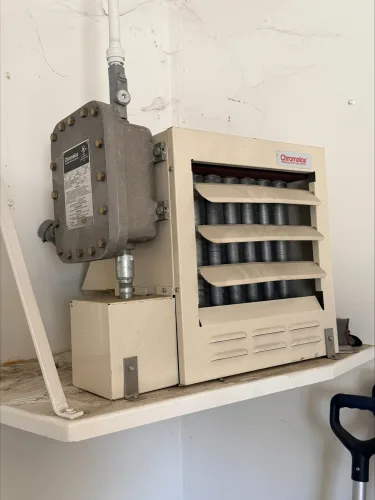 Photo #10 of Spectra Premium Safety Storage Container (Model: 3612-FRE) - PRIVATE TREATY