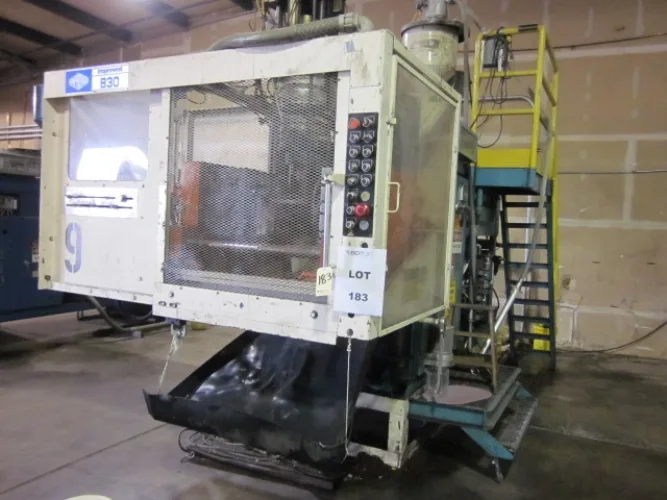 Photo #4 of INJECTION AND BLOW MOLDING MACHINES, INJECTION & BLOW MOLDING DIES, GRANULATORS, FABRIC CUTTING AND SEWING, CLEAT RIVETING, HOPPERS, DRYERS AND MORE
