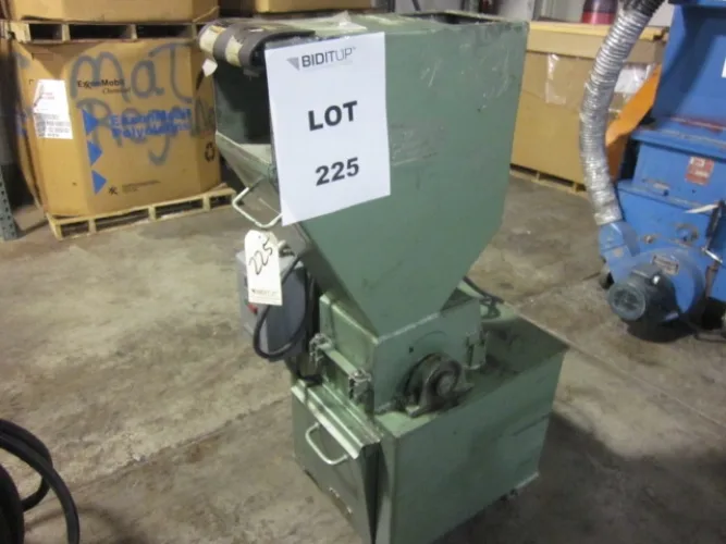 Photo #21 of INJECTION AND BLOW MOLDING MACHINES, INJECTION & BLOW MOLDING DIES, GRANULATORS, FABRIC CUTTING AND SEWING, CLEAT RIVETING, HOPPERS, DRYERS AND MORE