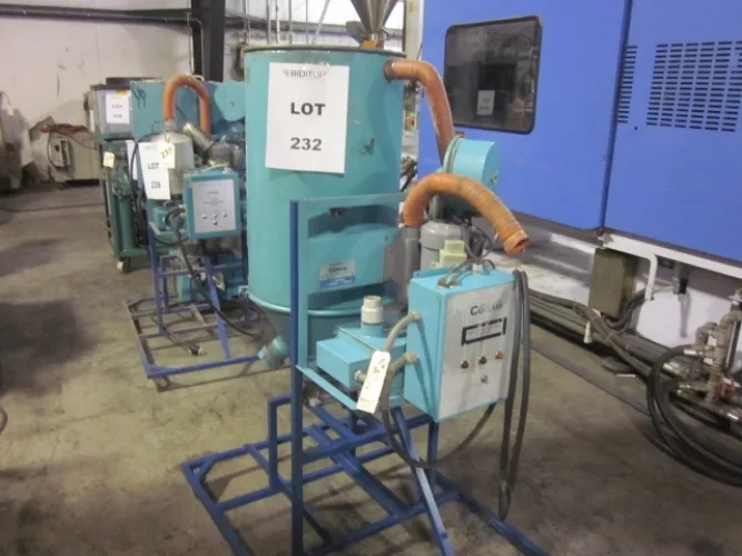 Photo #27 of INJECTION AND BLOW MOLDING MACHINES, INJECTION & BLOW MOLDING DIES, GRANULATORS, FABRIC CUTTING AND SEWING, CLEAT RIVETING, HOPPERS, DRYERS AND MORE