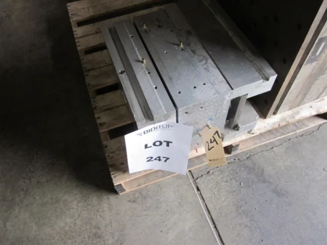 Photo #32 of INJECTION AND BLOW MOLDING MACHINES, INJECTION & BLOW MOLDING DIES, GRANULATORS, FABRIC CUTTING AND SEWING, CLEAT RIVETING, HOPPERS, DRYERS AND MORE