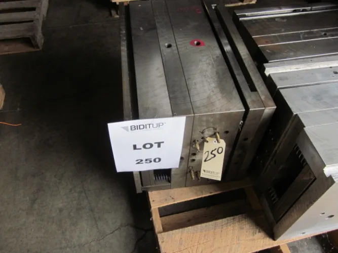 Photo #34 of INJECTION AND BLOW MOLDING MACHINES, INJECTION & BLOW MOLDING DIES, GRANULATORS, FABRIC CUTTING AND SEWING, CLEAT RIVETING, HOPPERS, DRYERS AND MORE