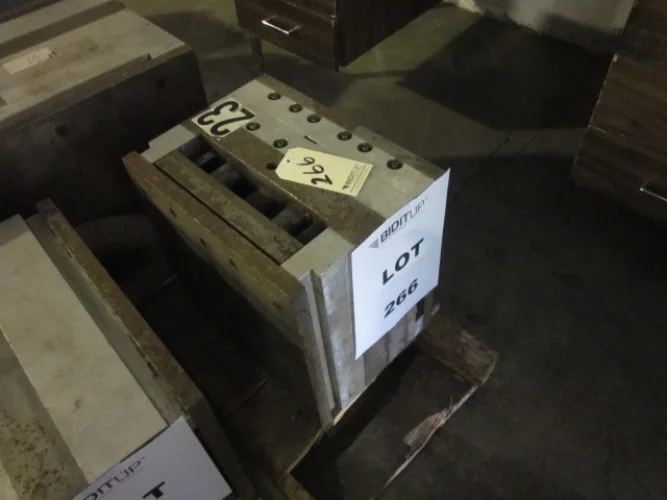 Photo #48 of INJECTION AND BLOW MOLDING MACHINES, INJECTION & BLOW MOLDING DIES, GRANULATORS, FABRIC CUTTING AND SEWING, CLEAT RIVETING, HOPPERS, DRYERS AND MORE