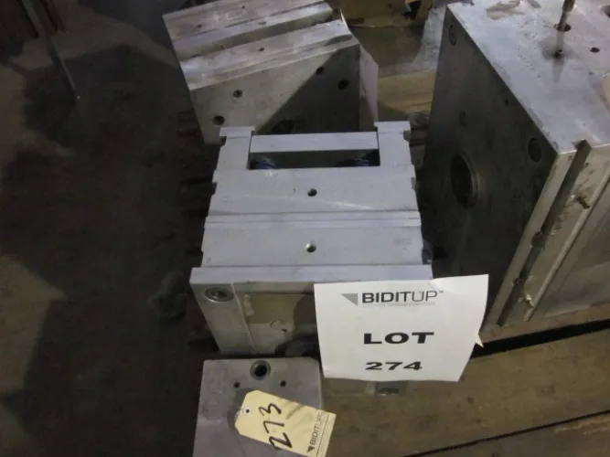 Photo #55 of INJECTION AND BLOW MOLDING MACHINES, INJECTION & BLOW MOLDING DIES, GRANULATORS, FABRIC CUTTING AND SEWING, CLEAT RIVETING, HOPPERS, DRYERS AND MORE