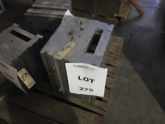 Photo #58 of INJECTION AND BLOW MOLDING MACHINES, INJECTION & BLOW MOLDING DIES, GRANULATORS, FABRIC CUTTING AND SEWING, CLEAT RIVETING, HOPPERS, DRYERS AND MORE