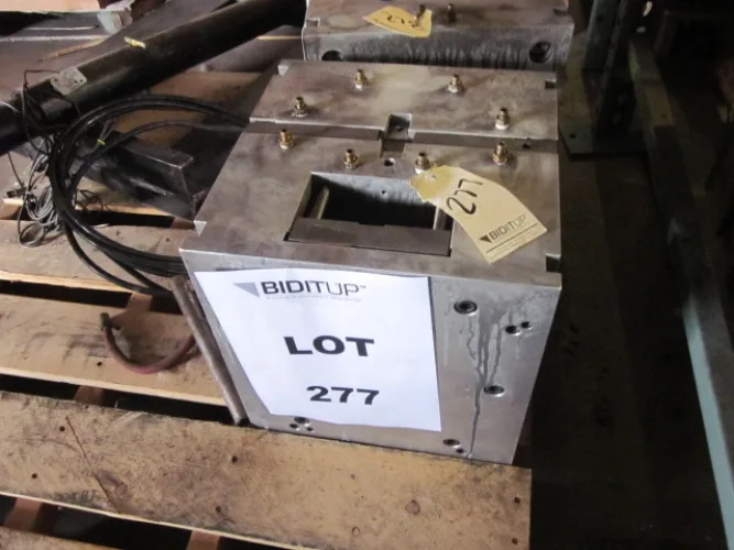 Photo #59 of INJECTION AND BLOW MOLDING MACHINES, INJECTION & BLOW MOLDING DIES, GRANULATORS, FABRIC CUTTING AND SEWING, CLEAT RIVETING, HOPPERS, DRYERS AND MORE