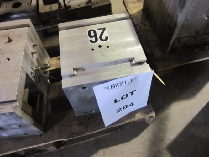 Photo #65 of INJECTION AND BLOW MOLDING MACHINES, INJECTION & BLOW MOLDING DIES, GRANULATORS, FABRIC CUTTING AND SEWING, CLEAT RIVETING, HOPPERS, DRYERS AND MORE
