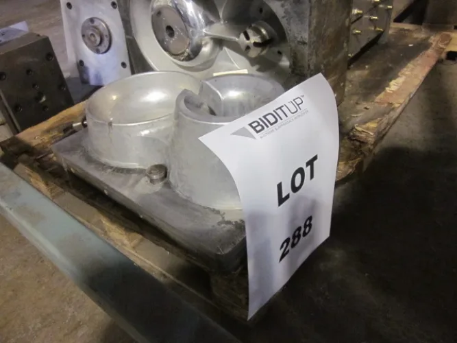 Photo #69 of INJECTION AND BLOW MOLDING MACHINES, INJECTION & BLOW MOLDING DIES, GRANULATORS, FABRIC CUTTING AND SEWING, CLEAT RIVETING, HOPPERS, DRYERS AND MORE