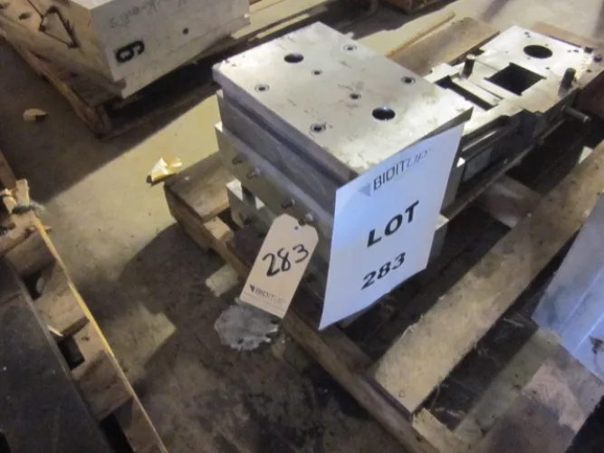 Photo #73 of INJECTION AND BLOW MOLDING MACHINES, INJECTION & BLOW MOLDING DIES, GRANULATORS, FABRIC CUTTING AND SEWING, CLEAT RIVETING, HOPPERS, DRYERS AND MORE
