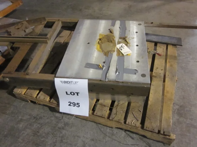 Photo #75 of INJECTION AND BLOW MOLDING MACHINES, INJECTION & BLOW MOLDING DIES, GRANULATORS, FABRIC CUTTING AND SEWING, CLEAT RIVETING, HOPPERS, DRYERS AND MORE