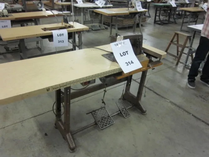 Photo #85 of INJECTION AND BLOW MOLDING MACHINES, INJECTION & BLOW MOLDING DIES, GRANULATORS, FABRIC CUTTING AND SEWING, CLEAT RIVETING, HOPPERS, DRYERS AND MORE