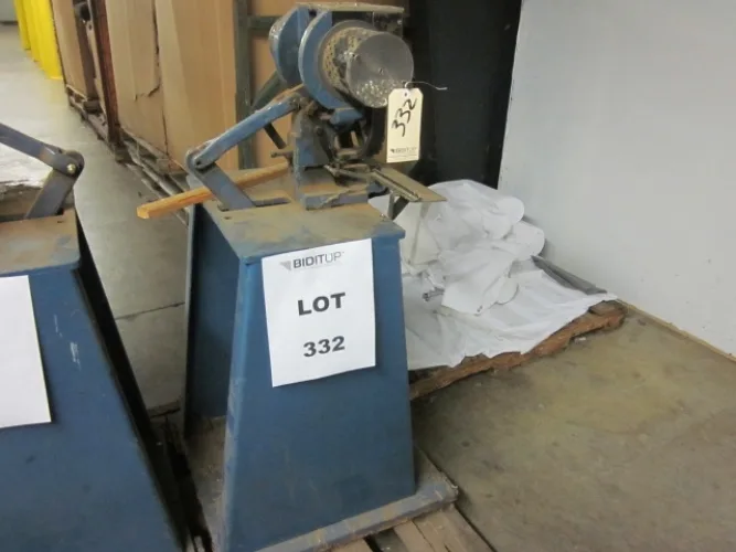 Photo #96 of INJECTION AND BLOW MOLDING MACHINES, INJECTION & BLOW MOLDING DIES, GRANULATORS, FABRIC CUTTING AND SEWING, CLEAT RIVETING, HOPPERS, DRYERS AND MORE