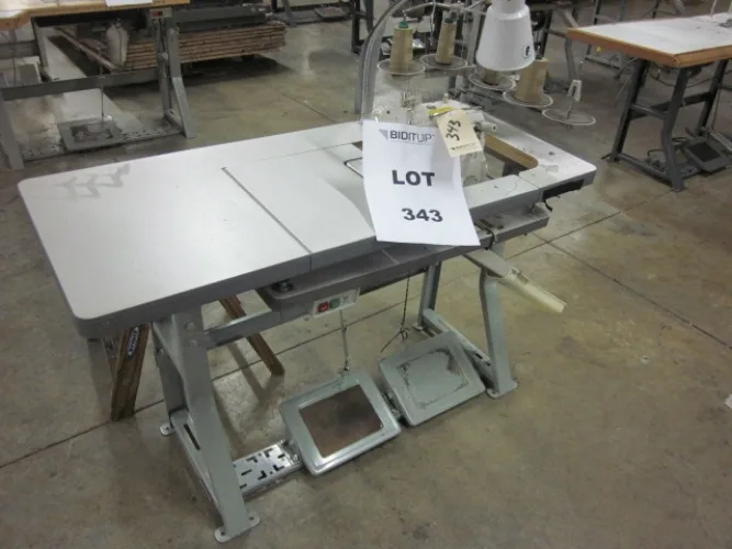 Photo #99 of INJECTION AND BLOW MOLDING MACHINES, INJECTION & BLOW MOLDING DIES, GRANULATORS, FABRIC CUTTING AND SEWING, CLEAT RIVETING, HOPPERS, DRYERS AND MORE