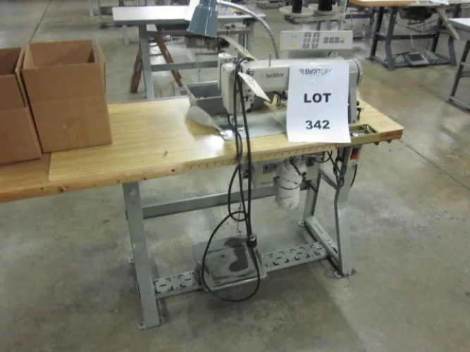 Photo #100 of INJECTION AND BLOW MOLDING MACHINES, INJECTION & BLOW MOLDING DIES, GRANULATORS, FABRIC CUTTING AND SEWING, CLEAT RIVETING, HOPPERS, DRYERS AND MORE