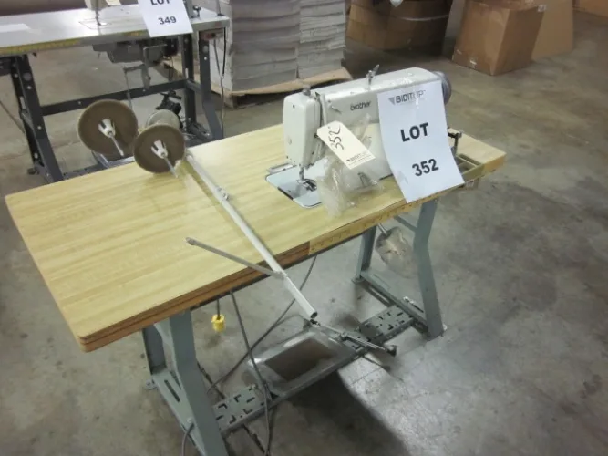 Photo #107 of INJECTION AND BLOW MOLDING MACHINES, INJECTION & BLOW MOLDING DIES, GRANULATORS, FABRIC CUTTING AND SEWING, CLEAT RIVETING, HOPPERS, DRYERS AND MORE