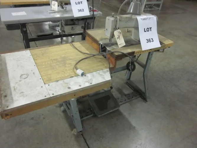 Photo #118 of INJECTION AND BLOW MOLDING MACHINES, INJECTION & BLOW MOLDING DIES, GRANULATORS, FABRIC CUTTING AND SEWING, CLEAT RIVETING, HOPPERS, DRYERS AND MORE