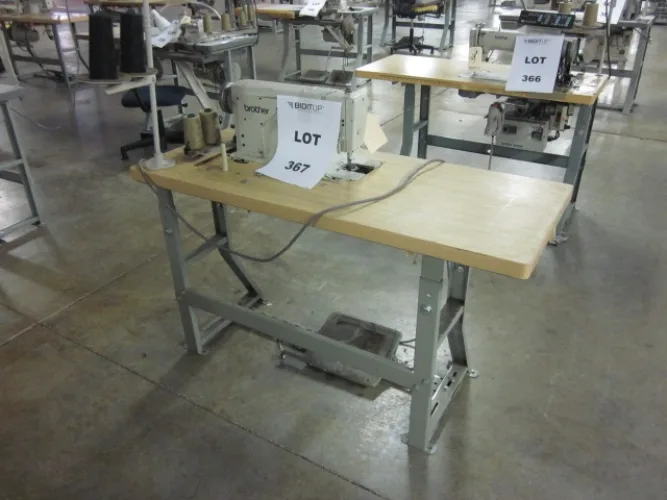 Photo #122 of INJECTION AND BLOW MOLDING MACHINES, INJECTION & BLOW MOLDING DIES, GRANULATORS, FABRIC CUTTING AND SEWING, CLEAT RIVETING, HOPPERS, DRYERS AND MORE