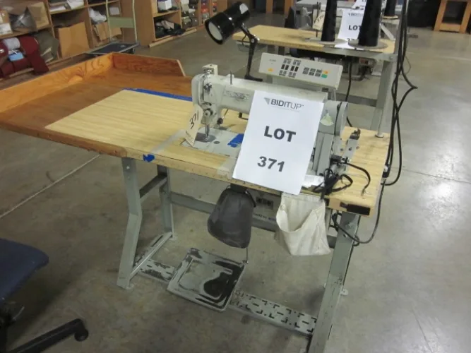 Photo #127 of INJECTION AND BLOW MOLDING MACHINES, INJECTION & BLOW MOLDING DIES, GRANULATORS, FABRIC CUTTING AND SEWING, CLEAT RIVETING, HOPPERS, DRYERS AND MORE