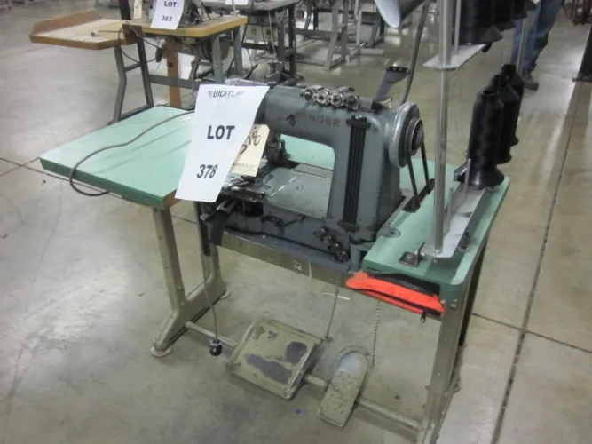 Photo #132 of INJECTION AND BLOW MOLDING MACHINES, INJECTION & BLOW MOLDING DIES, GRANULATORS, FABRIC CUTTING AND SEWING, CLEAT RIVETING, HOPPERS, DRYERS AND MORE