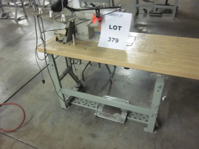 Photo #134 of INJECTION AND BLOW MOLDING MACHINES, INJECTION & BLOW MOLDING DIES, GRANULATORS, FABRIC CUTTING AND SEWING, CLEAT RIVETING, HOPPERS, DRYERS AND MORE
